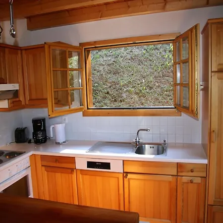 Chalet Near Le Bouvere Waterpark *
