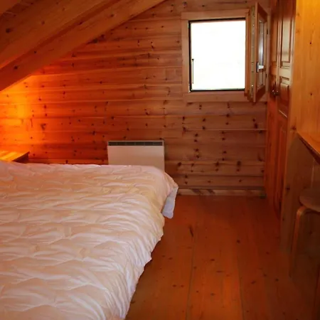 Chalet Near Le Bouvere Waterpark *