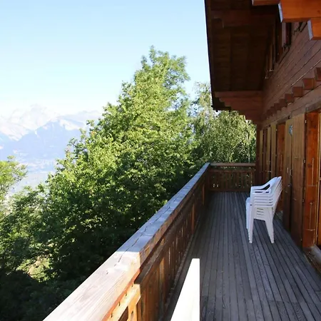 Near Le Bouvere Waterpark Chalet Veysonnaz