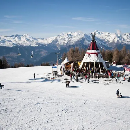 Chalet Near Le Bouvere Waterpark *